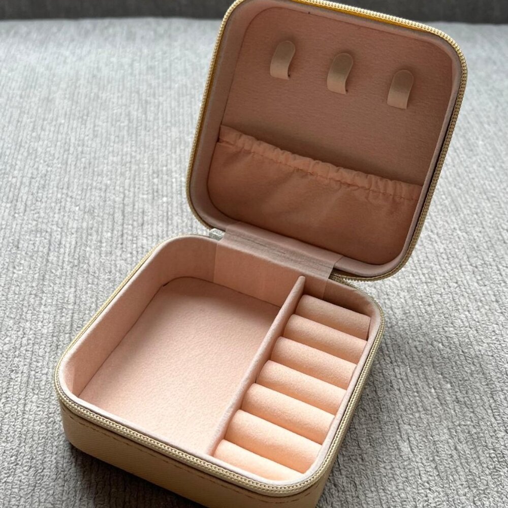 Small Travel Jewelry Box Beige/Pink